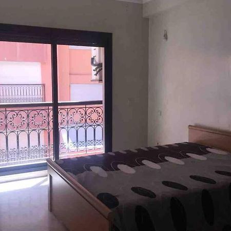 Appartement Tout Confort Avec Possibilite Transport Aeroport Marrakesh Exterior photo